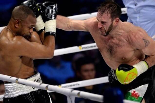 'Не ганьби країну!' У Росії різко відреагували на поразку 'своєї' легенди боксу