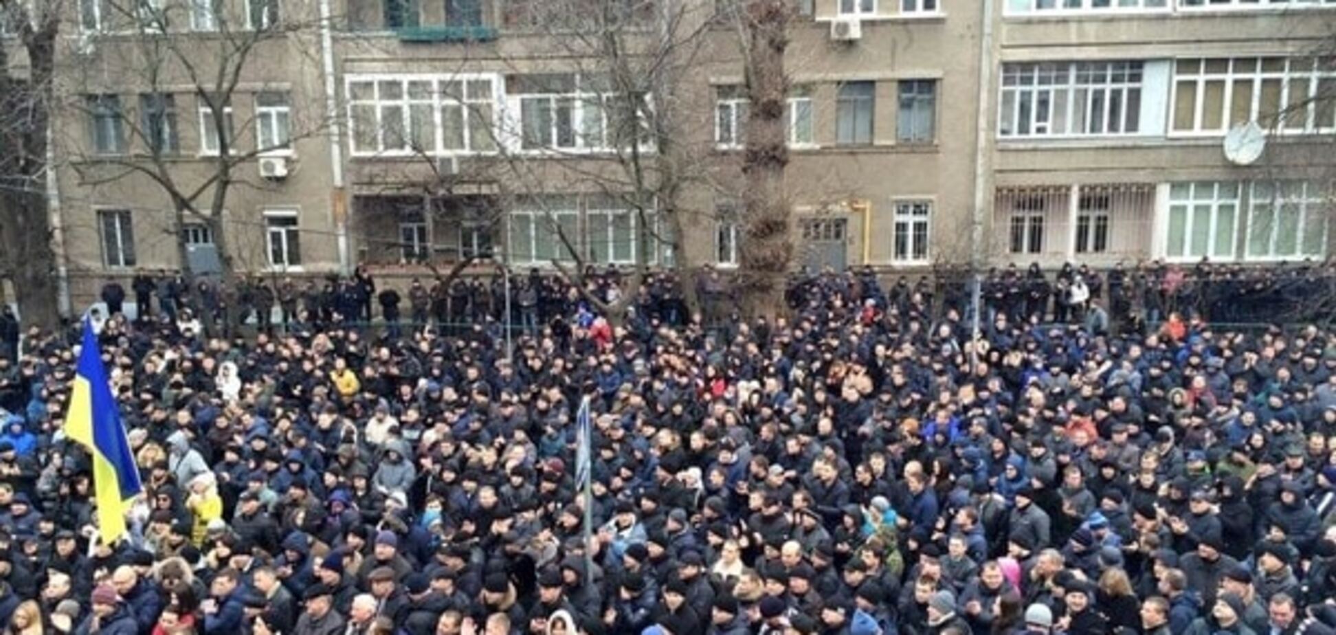 'Милицейский майдан' пригрозил поднять всю Украину в случае невыполнения требований