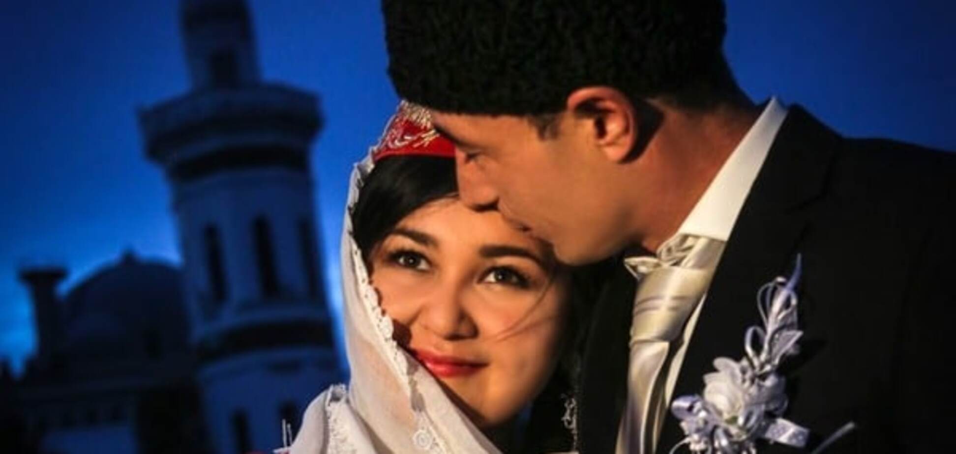 Традиции предков: журналисты подсмотрели, как гуляют на настоящей свадьбе в Крыму. Колоритные фото