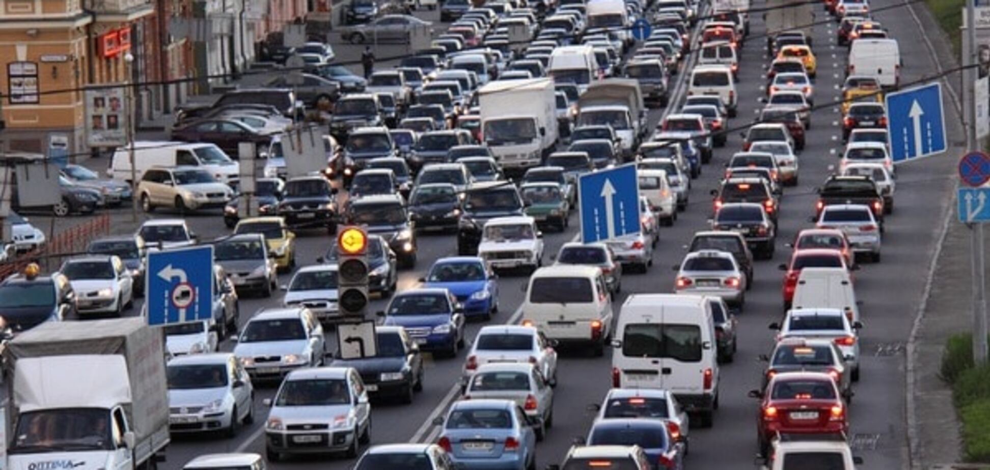 Вечный цейтнот: топ-5 масштабных пробок в Киеве за 2015 год