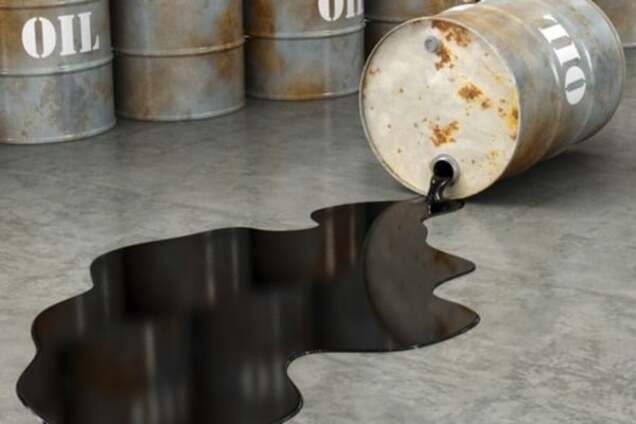 Експерт назвав плюси і мінуси дешевої нафти для України
