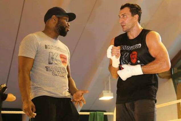 Тренер Кличко нашел причину поражения Владимира от Фьюри