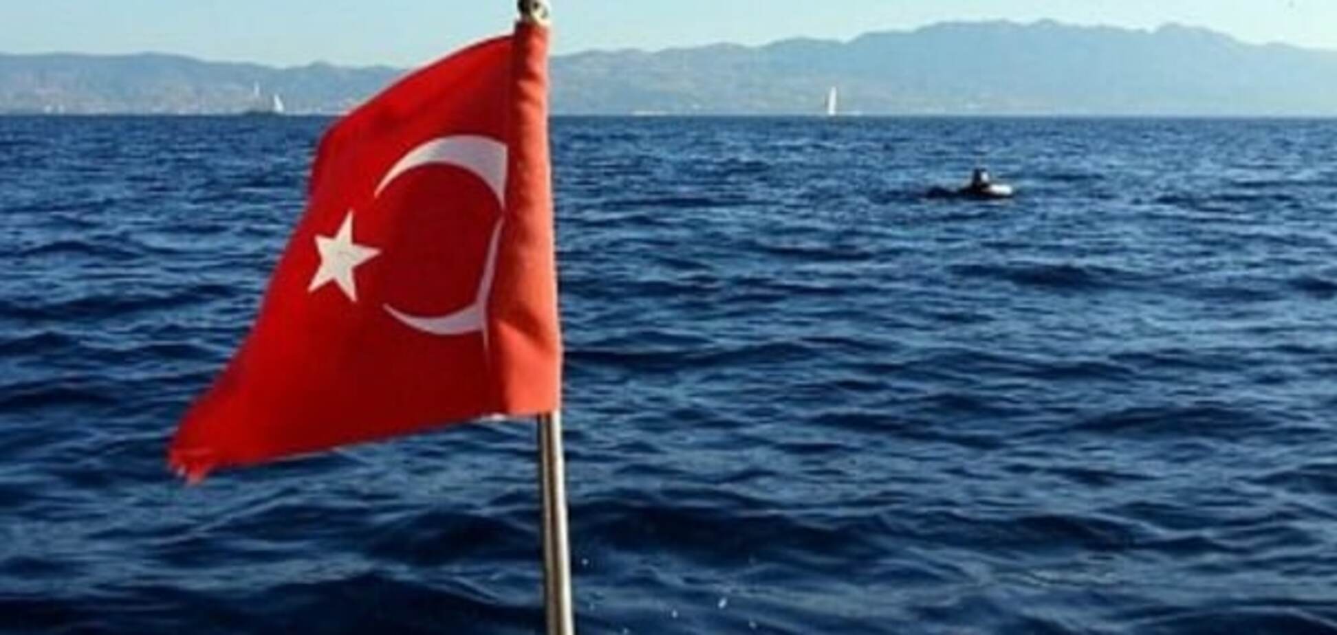 Снова мешало: российские катера атаковали турецкое судно в Черном море
