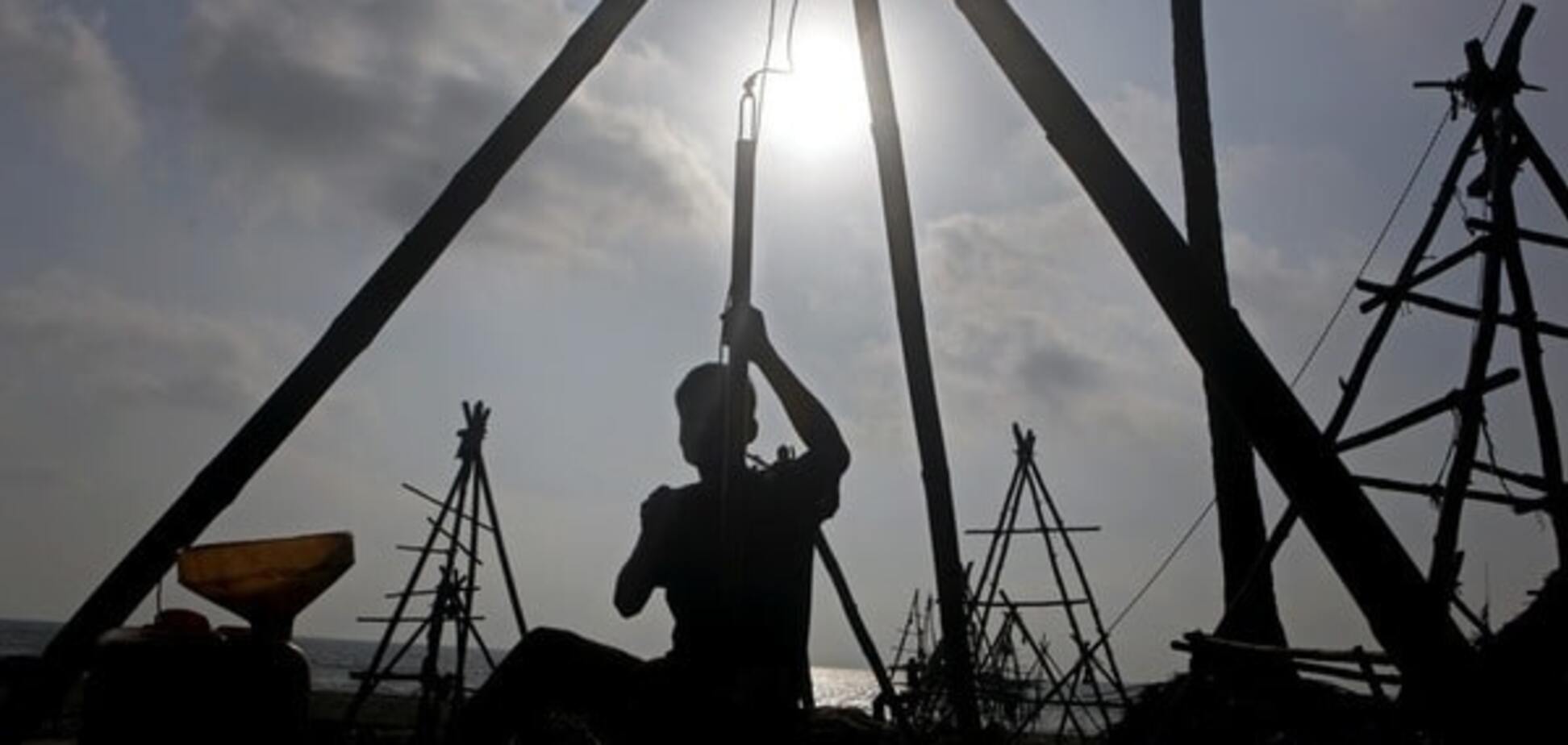 Неутешительный прогноз от Moody's: нефть ждет минимальный рост и только через год