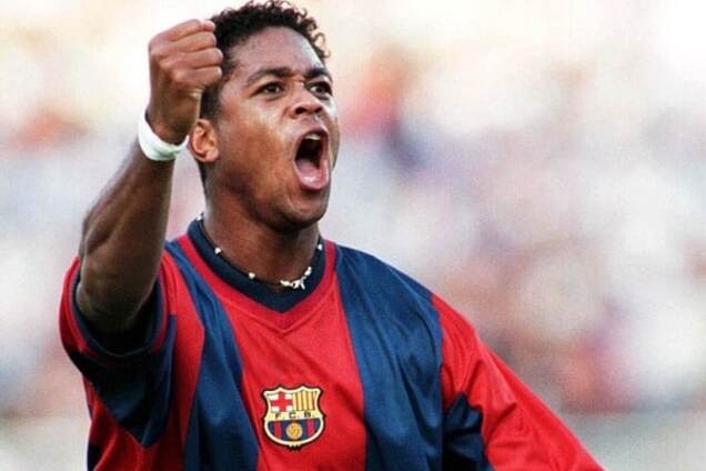 С центра в касание. Легендарный Клюйверт забил фантастический гол в матче легенд 'Барселоны': видео шедевра