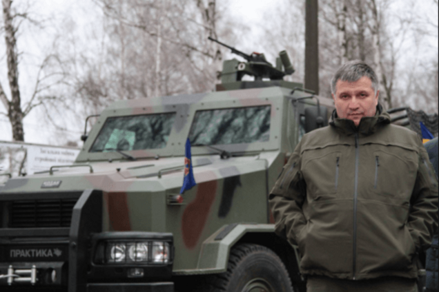 В МВД прокомментировали возможность отставки Авакова из-за обвинений Саакашвили