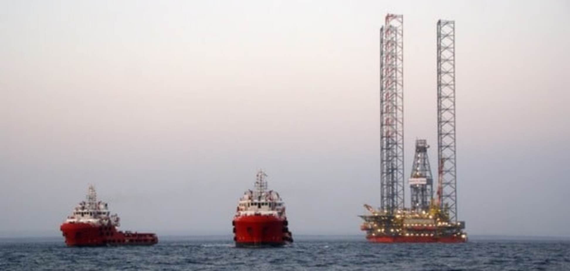 Росія екстрено евакуювала 'вишки Бойка' в окупований Крим