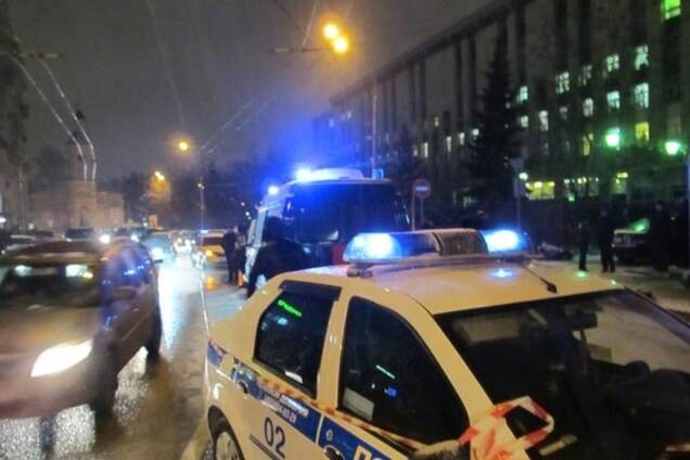 В центре Москвы средь бела дня застрелили бизнесмена. Опубликованы фото