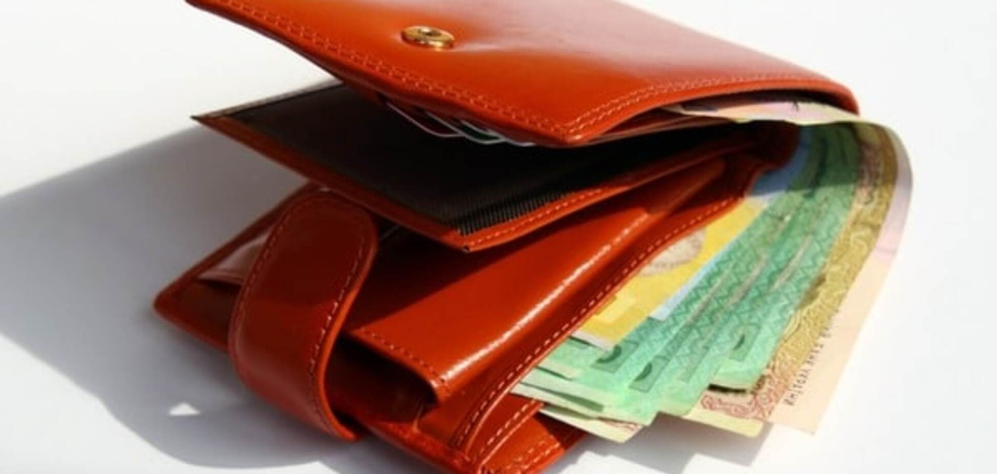 Патриоты Украины: на что не хватает денег молодежи. Инфографика