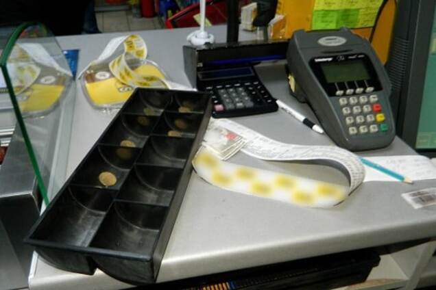 В Киеве неизвестные в масках ограбили АЗС