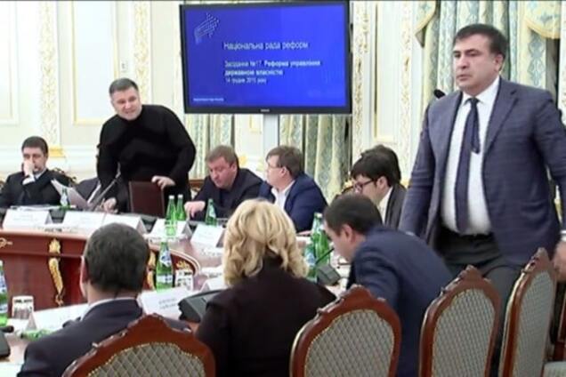 'Шизофрения': журналист высмеял реакцию российских СМИ на видео Авакова-Саакашвили