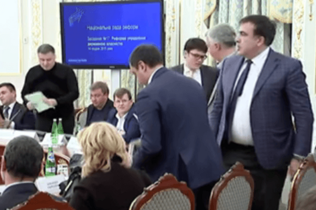 Появилась полная текстовая расшифровка перепалки Авакова и Саакашвили