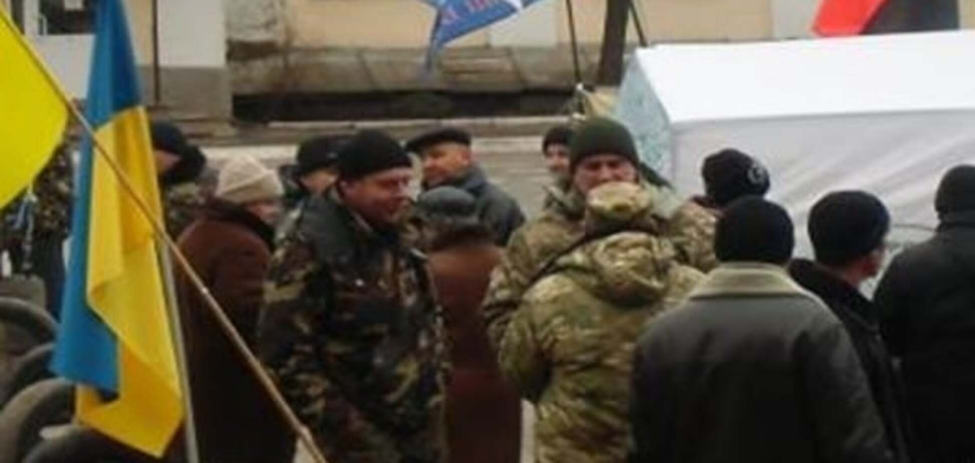 ОБОЗ-TV. Ремейки Майдана в Старобельске и Кривом Роге: А, может, Украине нужен Пиночет?