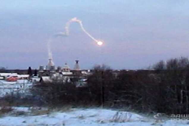 Опубликованы фото эпичного падения российской крылатой ракеты на жилой дом