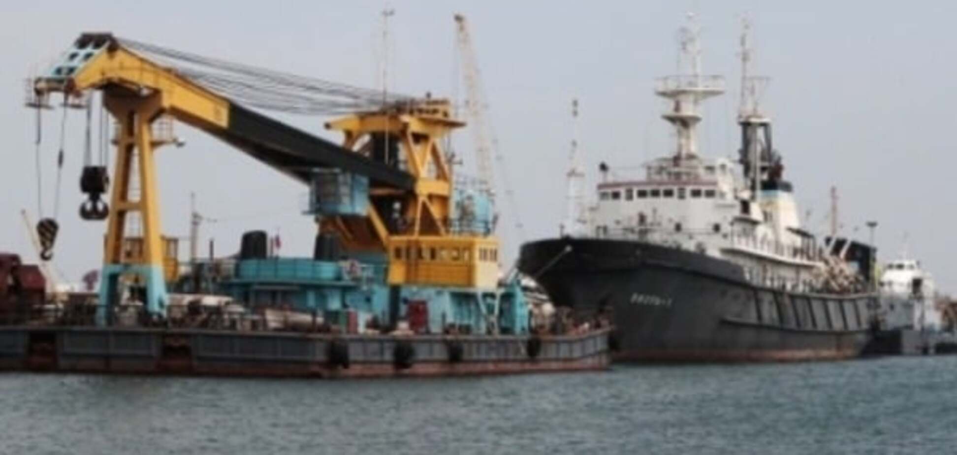 Зреет конфликт: Россия и Украина стянули корабли к буровой установке 'Черноморнефтегаза'