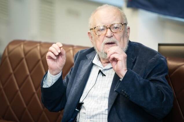 Дешевая рабочая сила: Попович рассказал, что на практике означает безвизовый режим