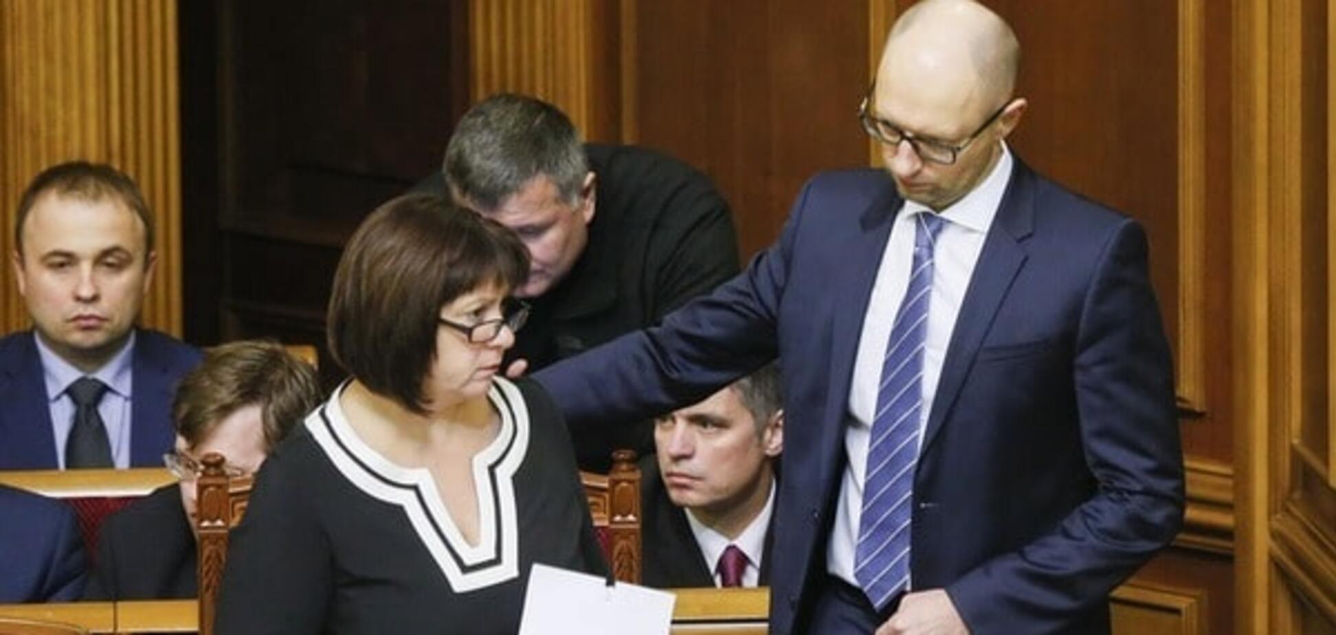 Проект бюджета показал, что Яценюк хочет уйти 'не с голыми руками' - Томенко