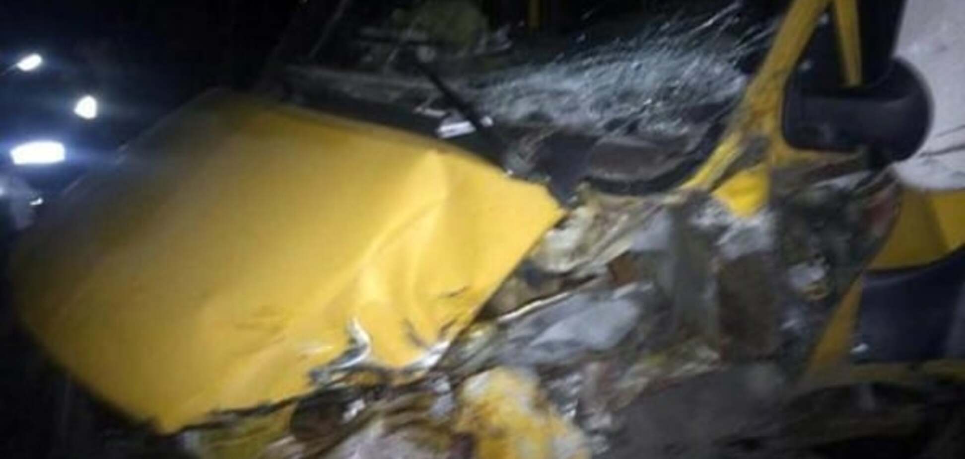 Под Киевом автомобиль протаранил маршрутку с пассажирами: подробности ДТП