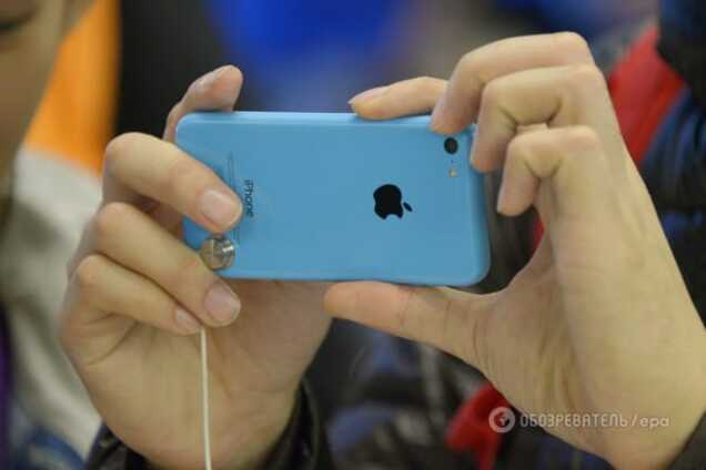 СМИ сообщили дату выхода и цену цветного iPhone 6C