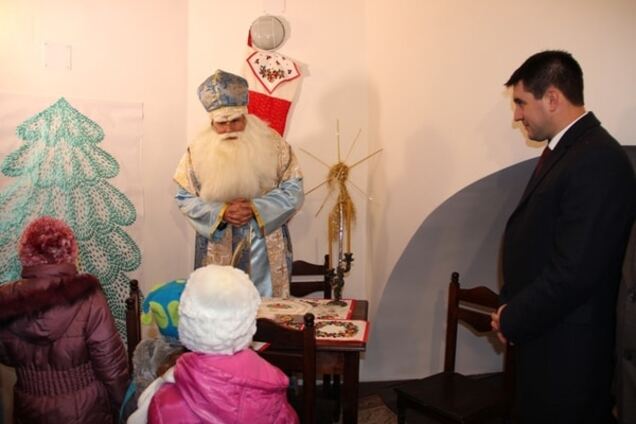 В Киеве открыли резиденцию Святого Николая: фоторепортаж