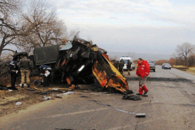 Війна на дорогах: 86 ДТП і 13 загиблих
