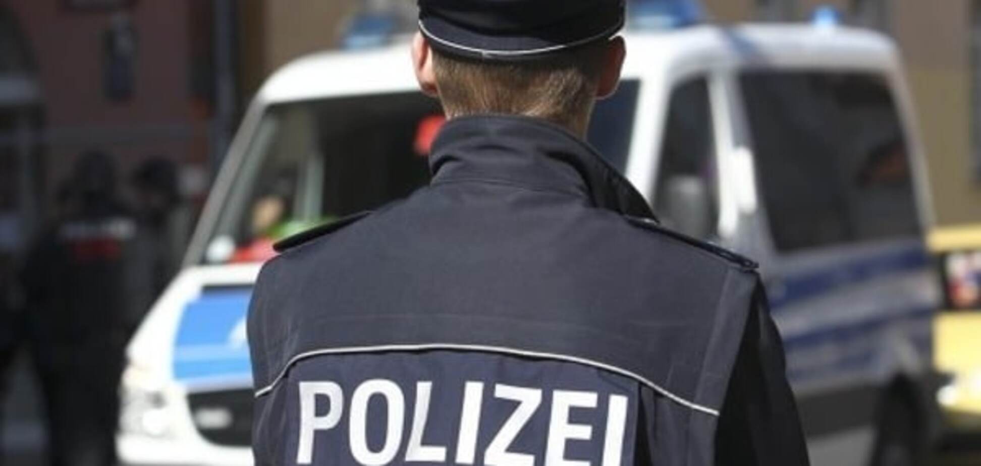 В Германии неизвестный расстрелял трех человек