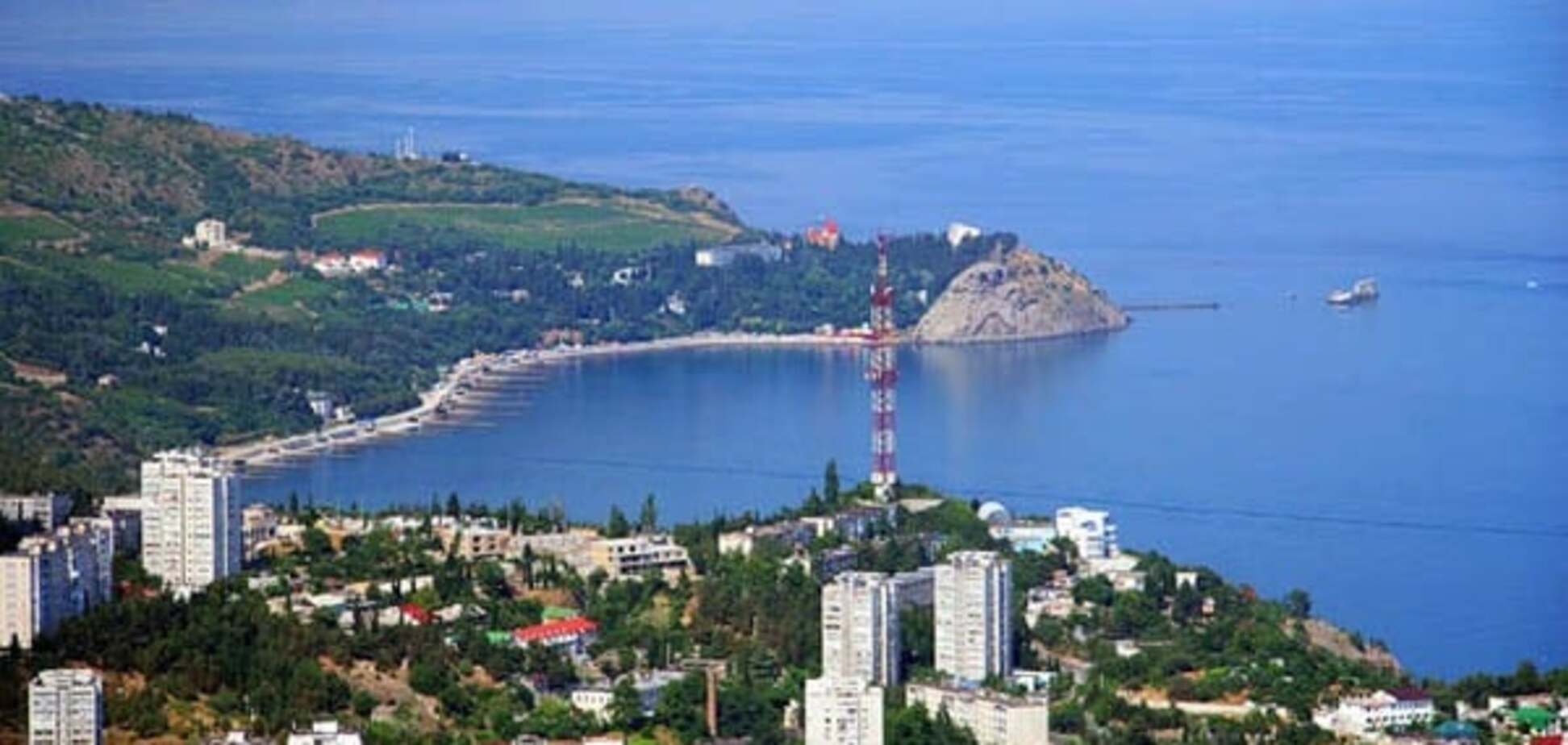 Плохая инфраструктура и высокие цены: оккупанты рассказали о жалобах отдыхавших в Крыму