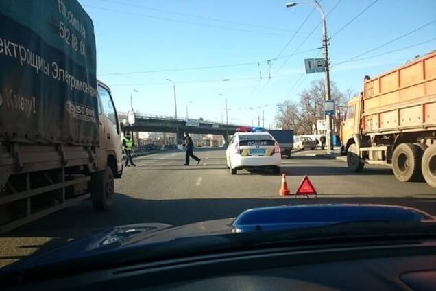 У Києві в результаті трьох аварій утворився великий дорожній затор