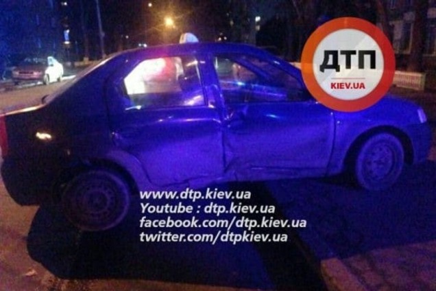 В Киеве пьяный таксист не поделил дорогу с Mazda
