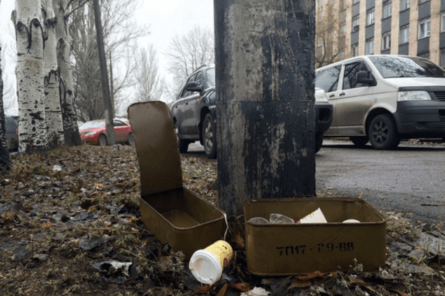 Жорстокий світ: в мережі показали шокуючі урни в Донецьку