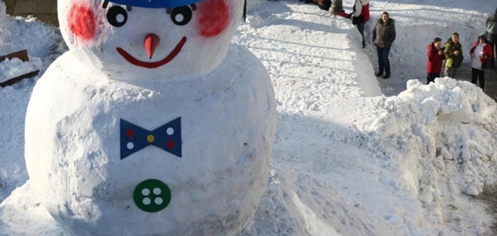 В Британии создали снеговика, которые делает топливо из воды