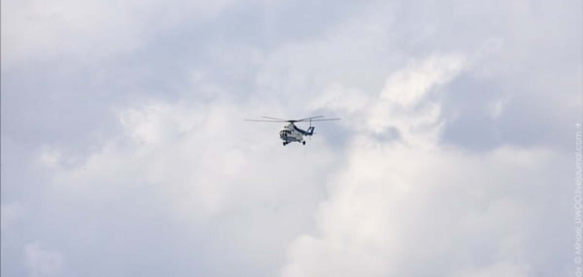 Российский Ми-8 летал на границе Крыма с материковой Украиной