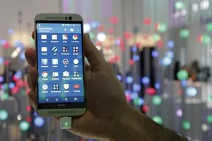 10 крутых смартфонов 2015 года