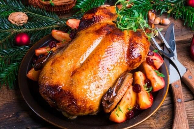 Утка с яблоками: 6 секретов праздничного блюда