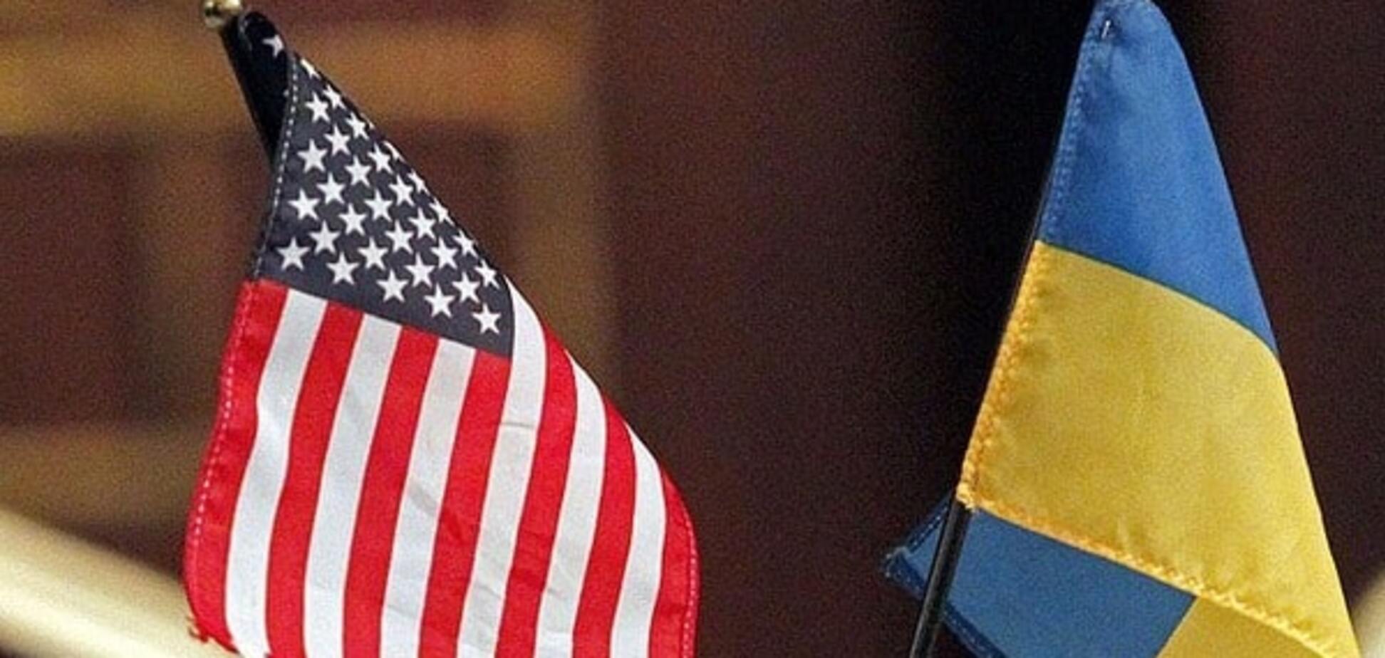 США пригрозили Яценюку отлучением от финансирования