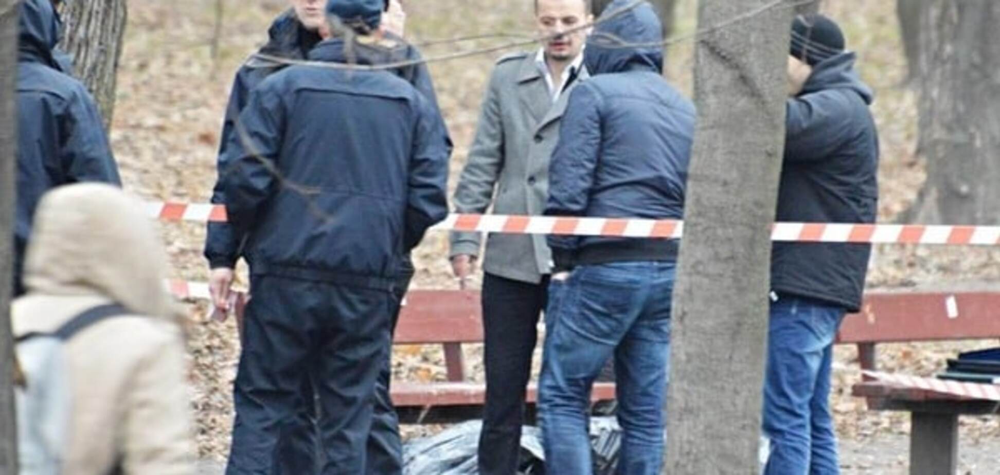 В Киеве возле метро обнаружили труп мужчины