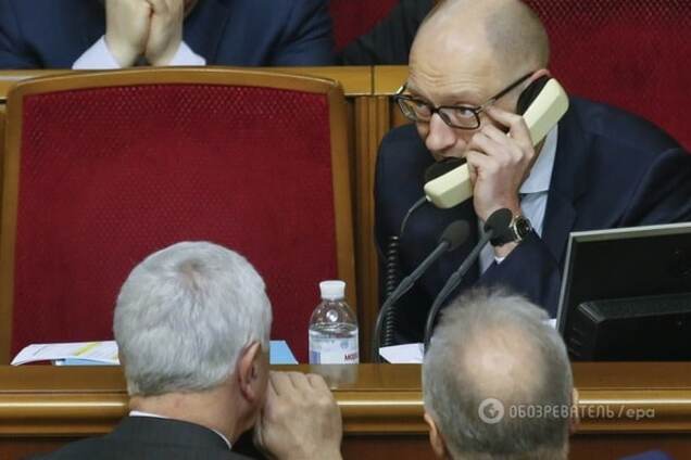 Депутаты Киевоблсовета потребовали отставки Яценюка