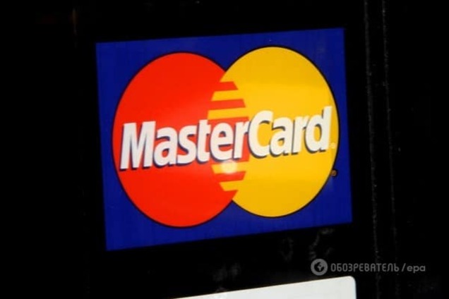 Visa і MasterCard відключили банки, що працюють у Криму