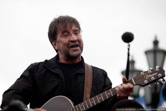 'Когда закончится нефть, наш президент помрет': ДДТ спел о будущем Путина