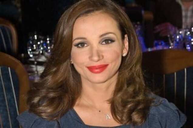 Девочка-зайчик: Анфиса Чехова показала детское фото 