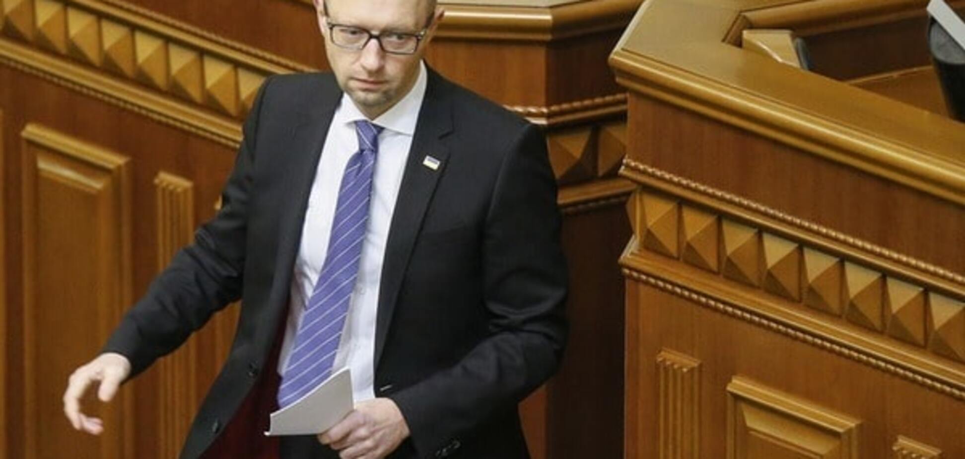 Отставка Яценюка: эксперт объяснил демарш местных депутатов