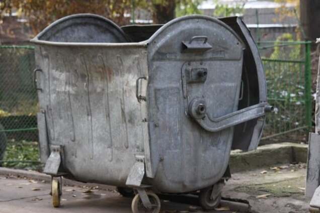 По-христиански: в Мариуполе мать выбросила в мусорку новорожденного ребенка