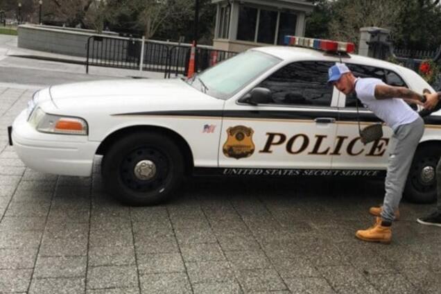 Футболиста сборной Украины 'повязали' в США за попытку прорваться к Обаме: фото курьеза