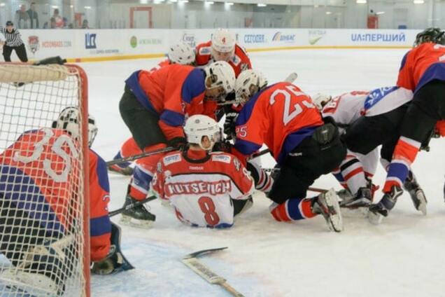 ХК Компаньон - ХК Донбасс - 0-11: видео матча чемпионата Украины