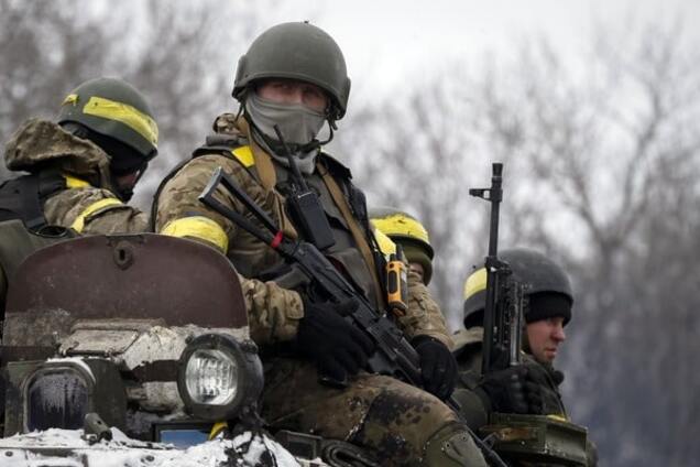 Танки и минометы: террористы атаковали Зайцево