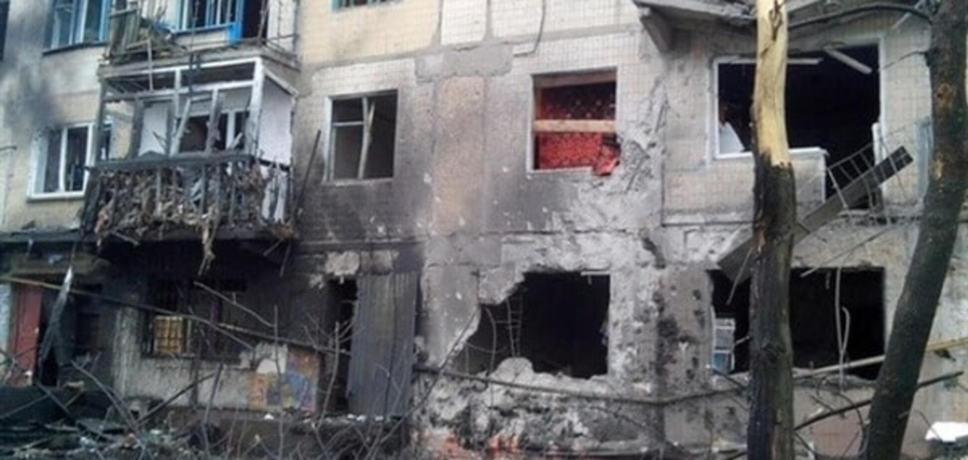 Четырехчасовой обстрел на Донбассе: террористы убили местного жителя