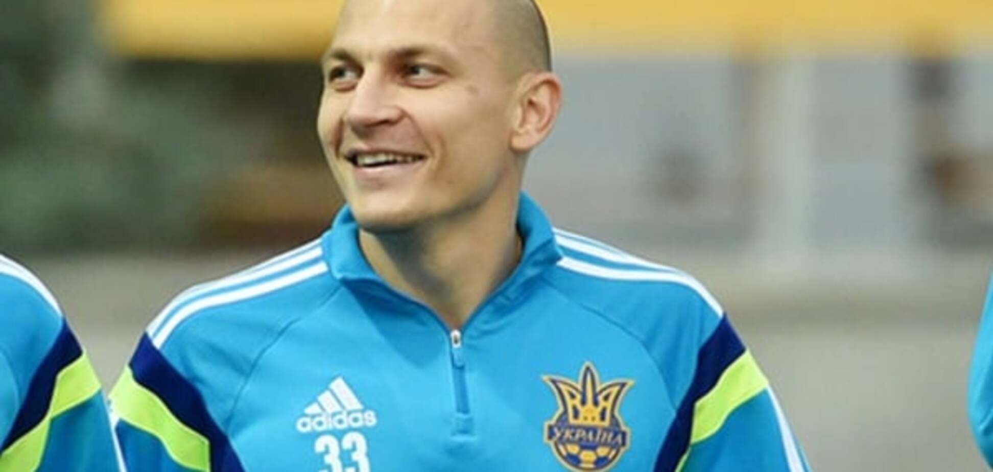 Игрок сборной Украины показал, как выглядит стадион 'Зари' после обстрела в Луганске: фотофакт