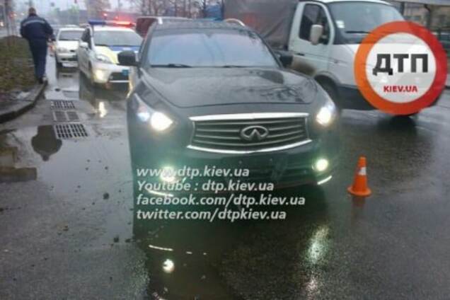 В Киеве в ДТП пострадали мать с ребенком