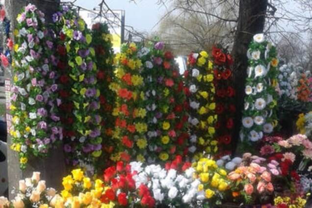 Погибшую под колесами машины Омельченко женщину похоронили