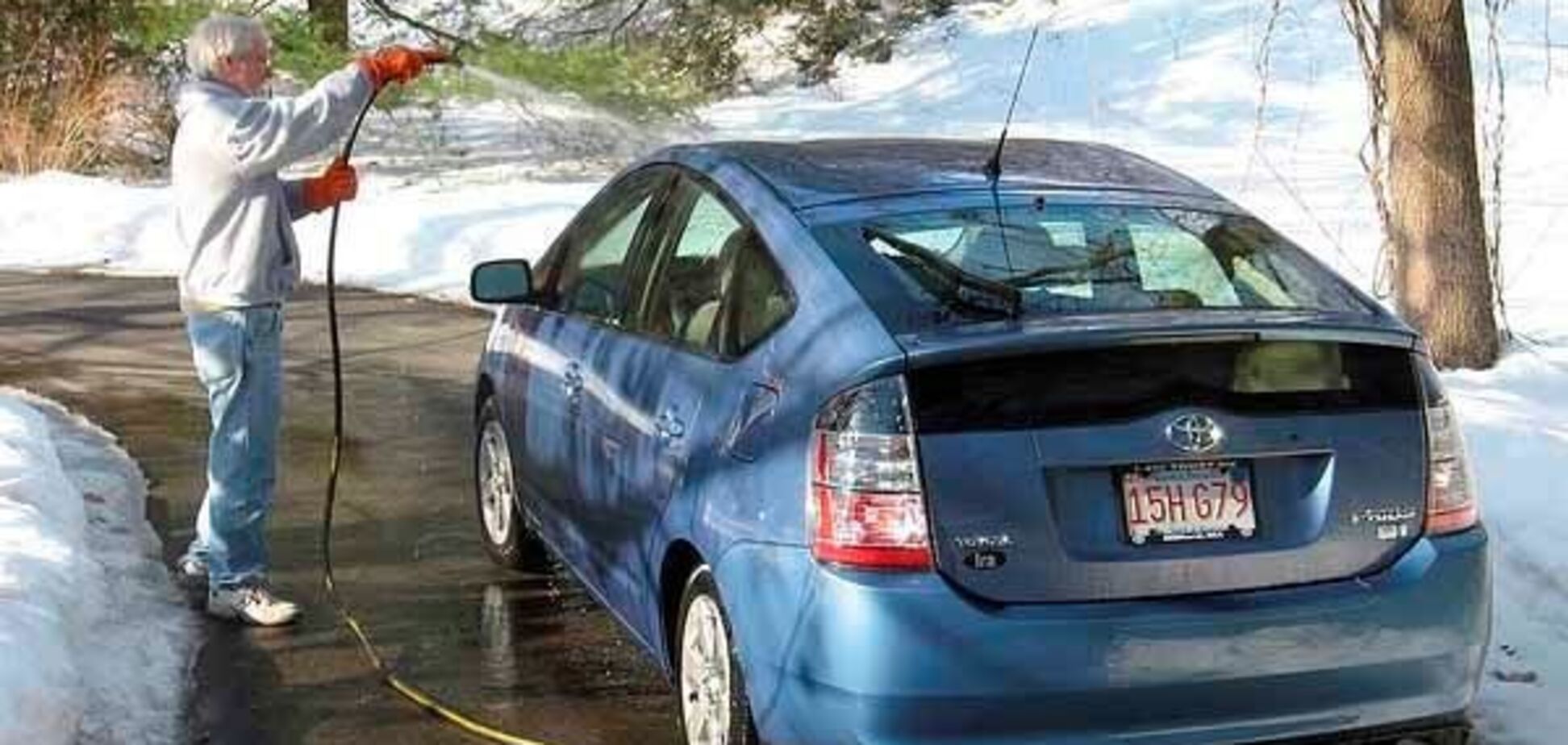 Автохитрости: как правильно мыть машину в мороз